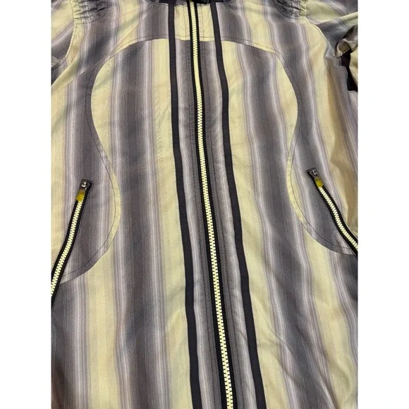 rare Lululemon Track and Field Jacket Sz 8 Gray yellow hood reflective raincoat - Picture 13 of 13